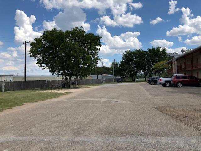 Motel American & Rv Park